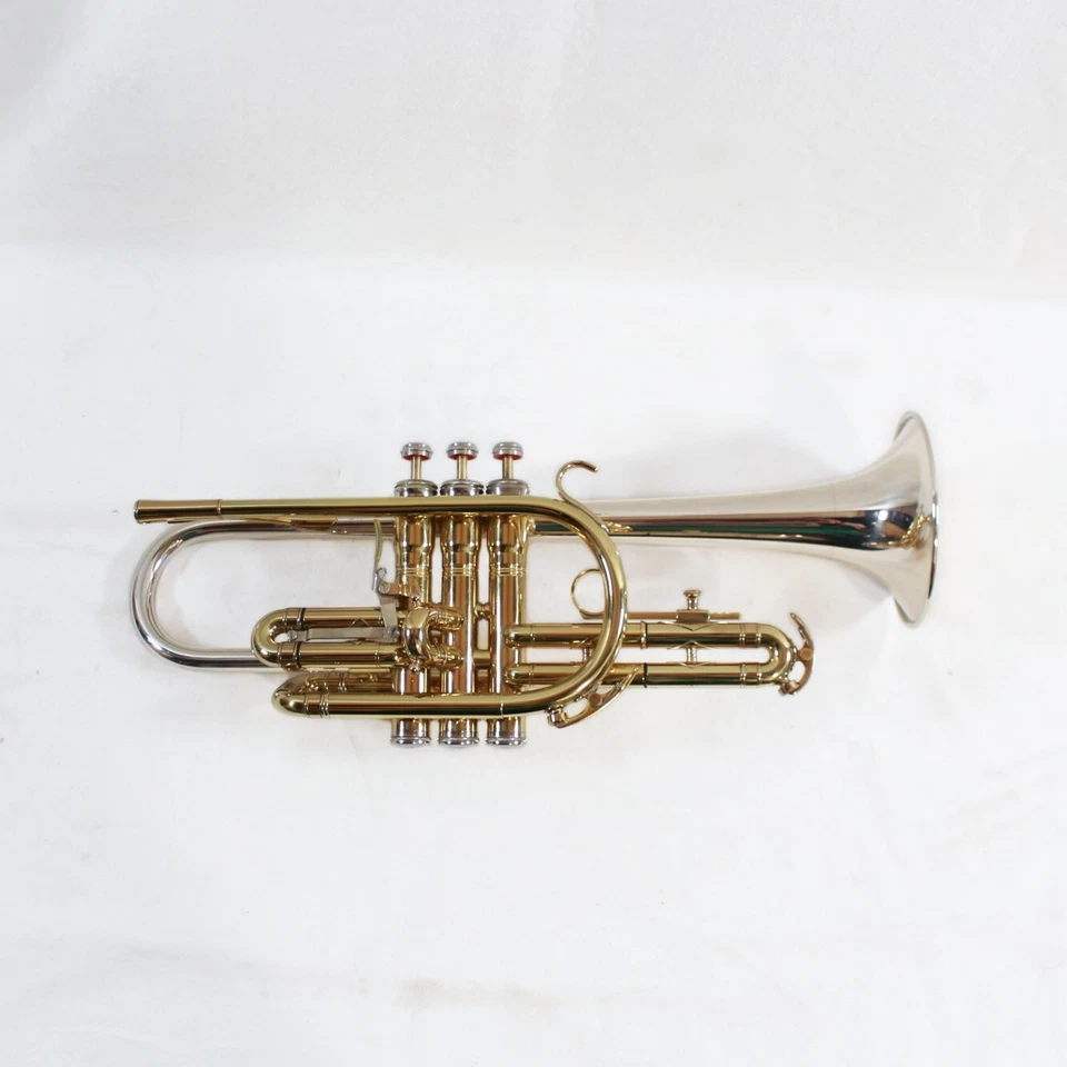 Corneta modelo maestro King Silversonic vintage de principios de 1970 con estuche y boquilla Foto 2 de 4