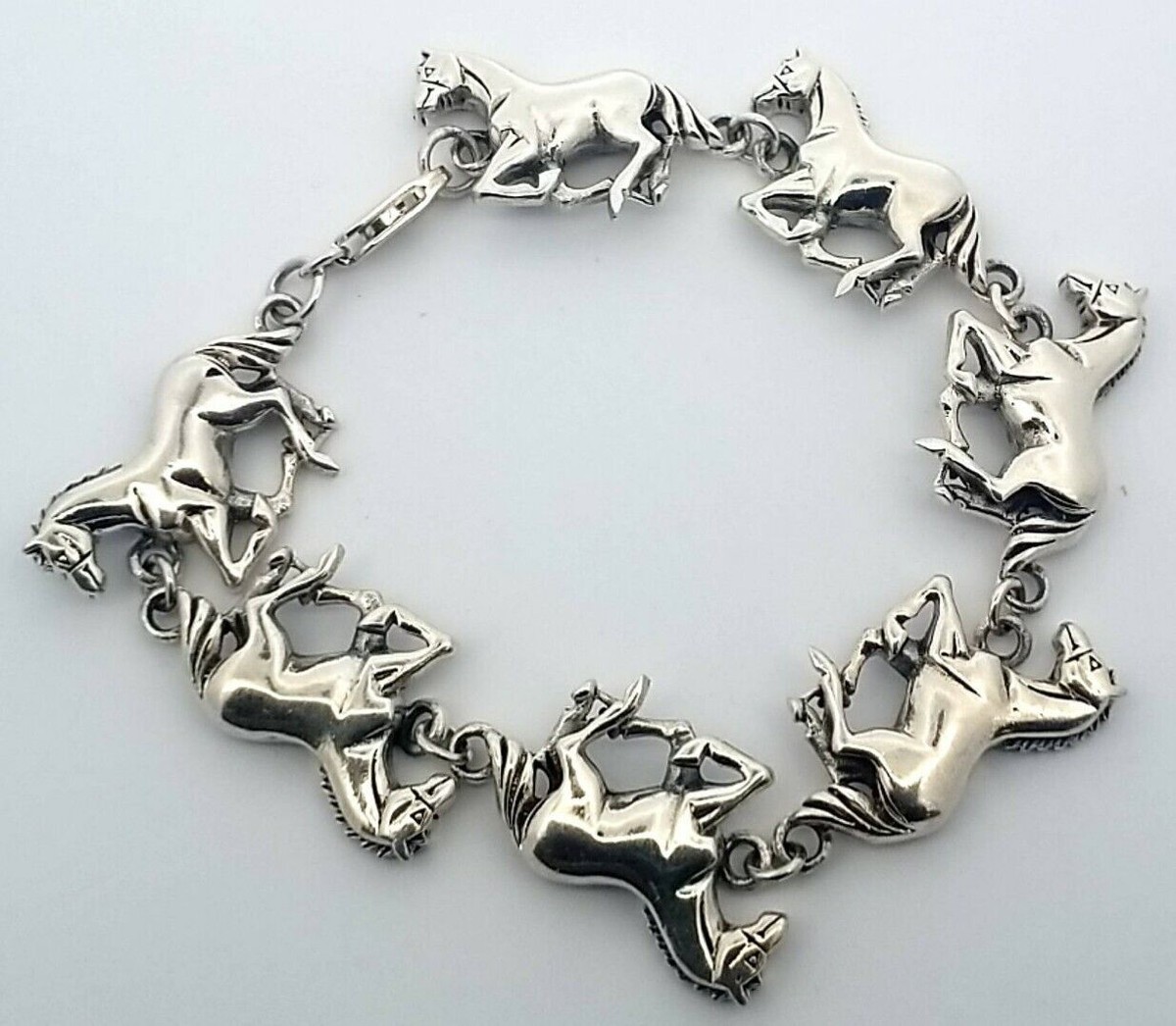 925 Sterling Silver Horse Link 7.75 925 Sterling Silver Horse Link 7.75