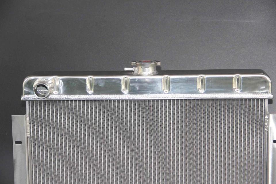 KKS Polished 3 Rows Aluminum Radiator For 1972-86 Jeep CJ5 CJ6 CJ7 Chevy Engine - Image 3 of 4