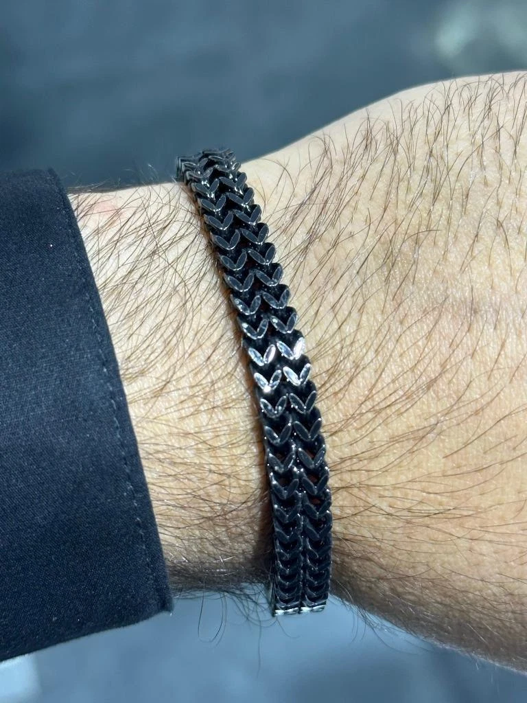 Magnetic lock best sale bracelet