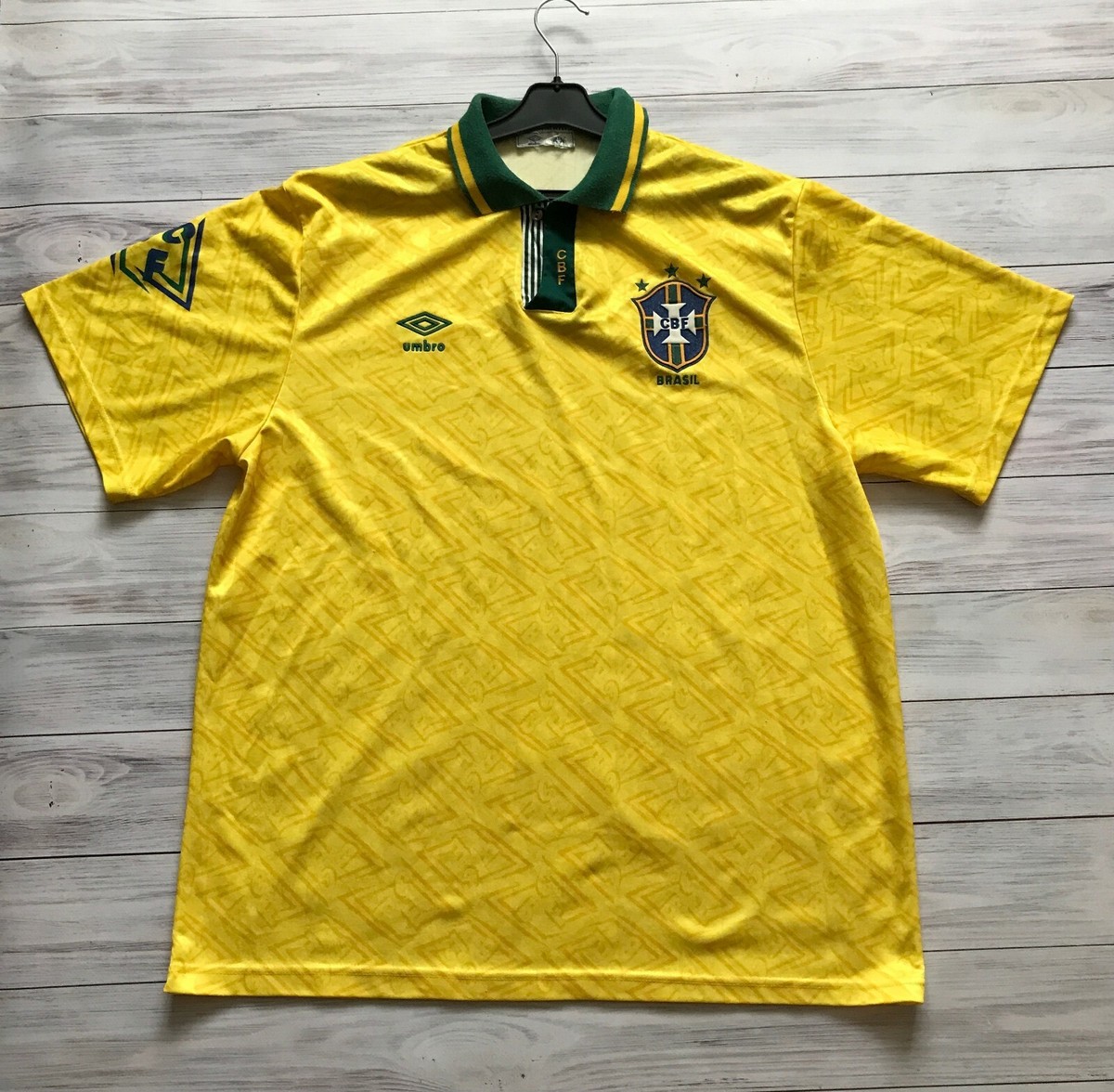 Brazil 1991 - 1993 Home football shirt jersey Umbro size XL