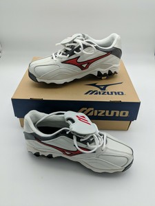 mizuno classic shoes