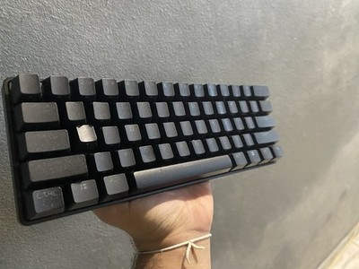 Apex Pro Mini. letter A damaged (read description)