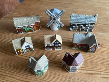 Wade Whimsey on Why Village Buildings Set 2 - Good Condition