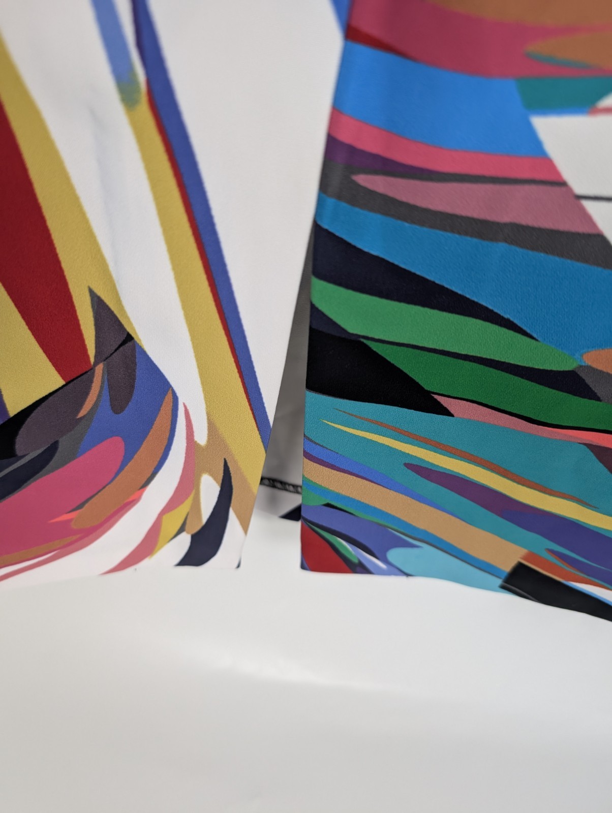 Trina Turk Emotion Color Swirl Sheath Halter Midi Dress Size 2 Resort Vacation