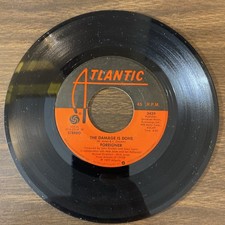 Foreigner - Long Long Way From Home W/ The Da...