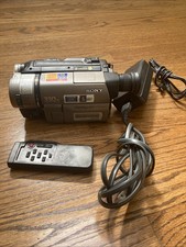 Sony CCD-TRV43 Handycam Vision Video8 Camcorder 330x,Battery, Power Cord, Remote
