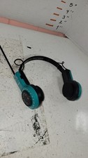 Street Beat Jogger AM/FM Portable Radio Blue One Headphone Jack