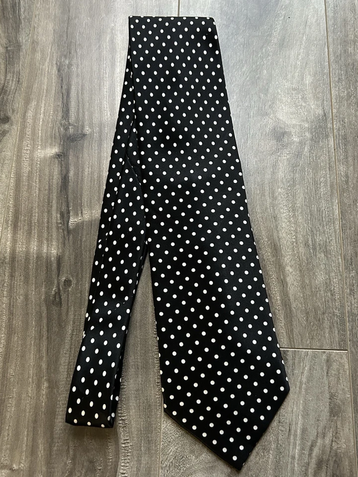 Dolcepunta Mens Silk Necktie Italy Luxury Black White Dots 3 3/4 X 59 - Image 2 of 4