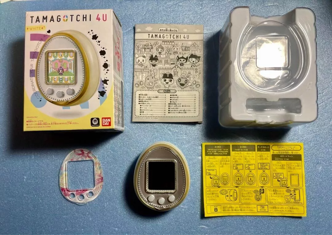 Bandai Tamagotchi 4U White Used Japanese Games Cute Japan Good