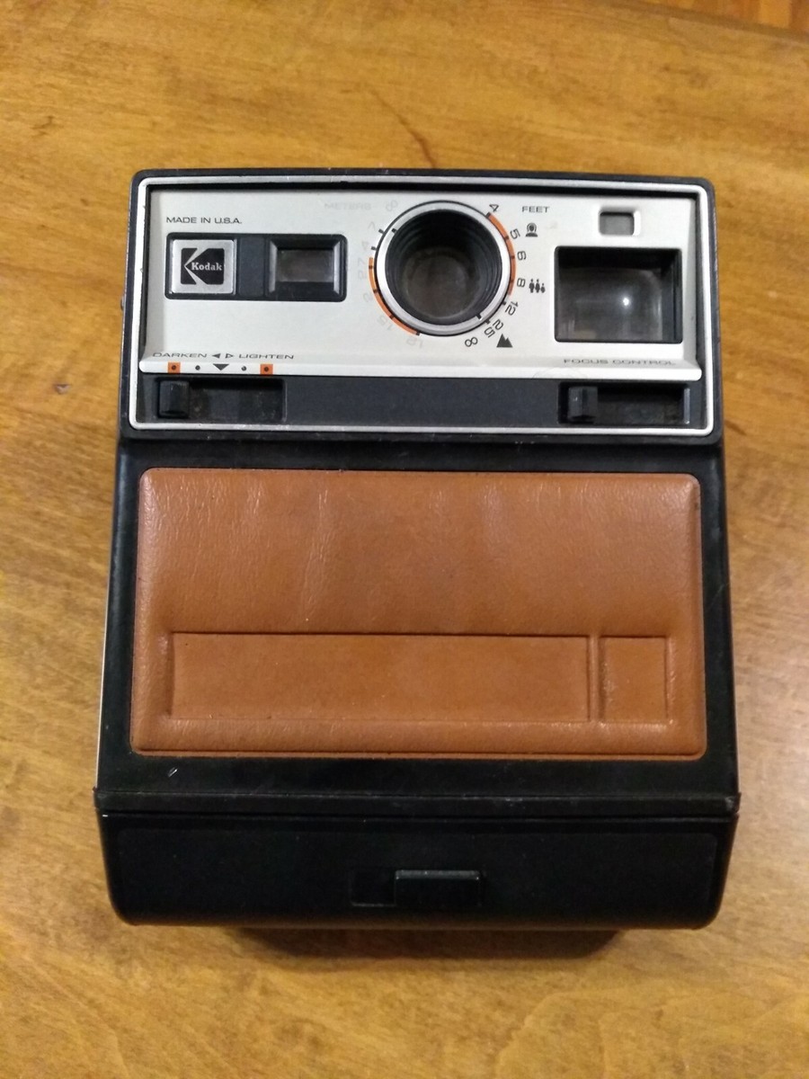 Vintage 1970's Kodak Colorburst 100 Instant Camera Used
