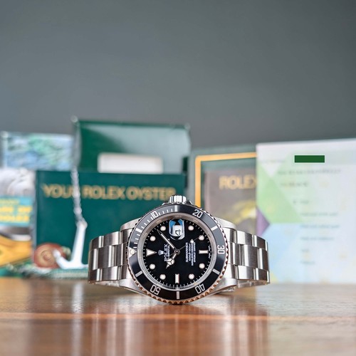 2002 Box & Papers Rolex Submariner Date 16610