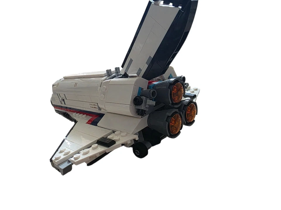 LEGO Creator 31117 Space Shuttle Adventure, photo 4 of 5