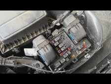 Fuse Box Engine Without Rain Sensor Fits 17-20 FUSION 696315