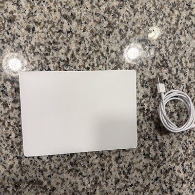 Apple Magic TrackPad White Multi-Touch Surface USB-C - FREE SHIPPING
