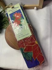 Garden Treasures Mini Flag Poinsettia 12x16 Appliqued Nylon