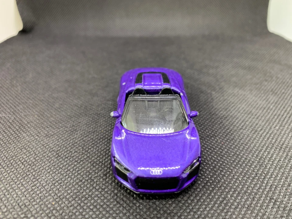Majorette - Audi R8 V10 Spider Purple - Diecast - Escala 1:64 - USADO Foto 4 de 4