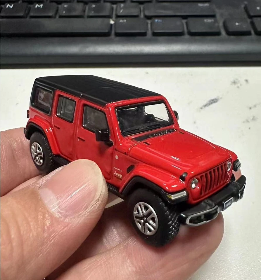 JKM 1:64 Jeep Wrangler Sahara 2019 Diecast Metal Model Car Collection New - Image 3 of 4