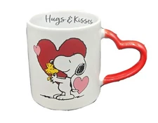 Peanuts SNOOPY Hugs & Kisses Valentine’s Day Heart Handle Woodstock Ceramic Mug 
