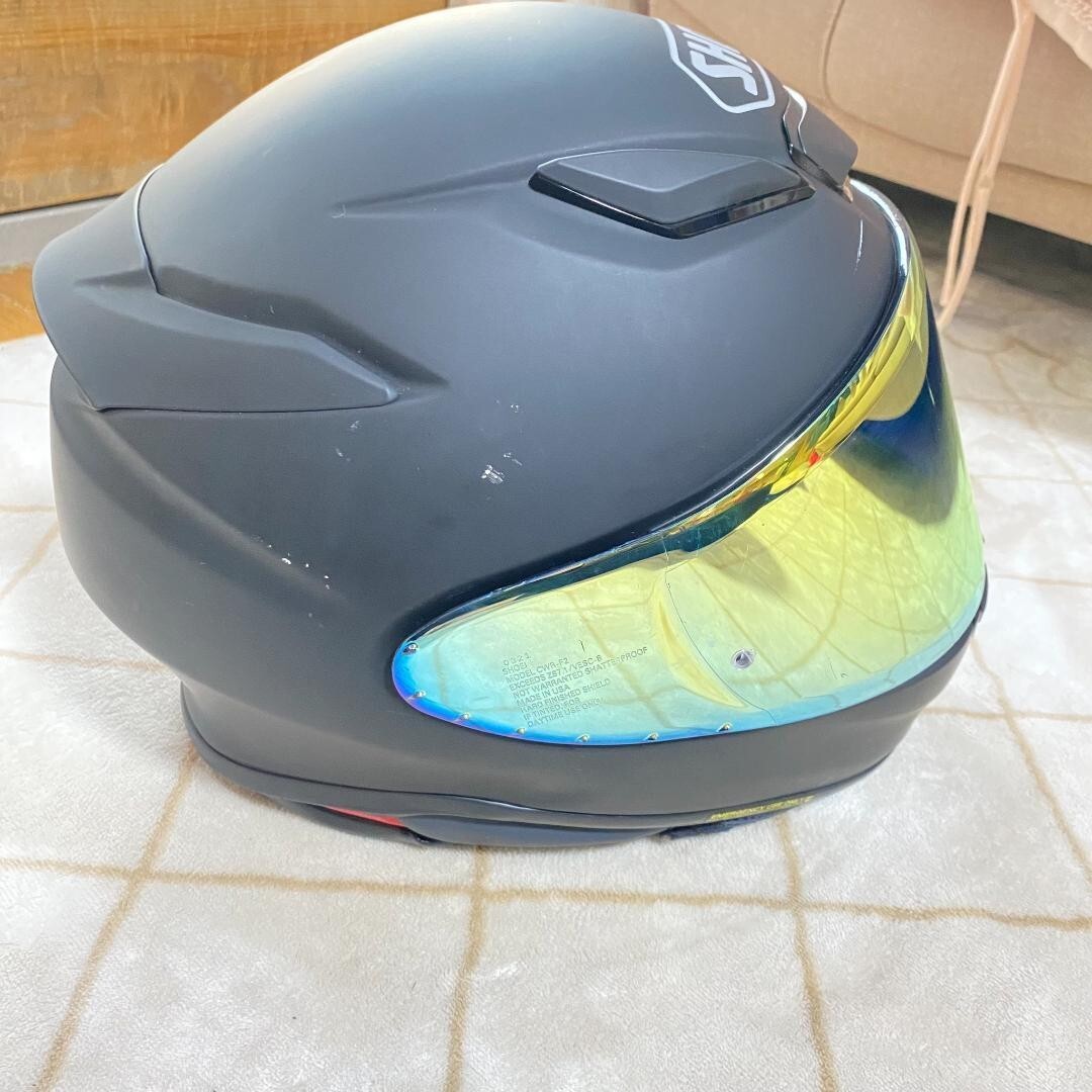 ほぼ未使用！SHOEI Z-8 白　S 55cm Facts About SHOEI Z-8 Release Date, Weight, and Color