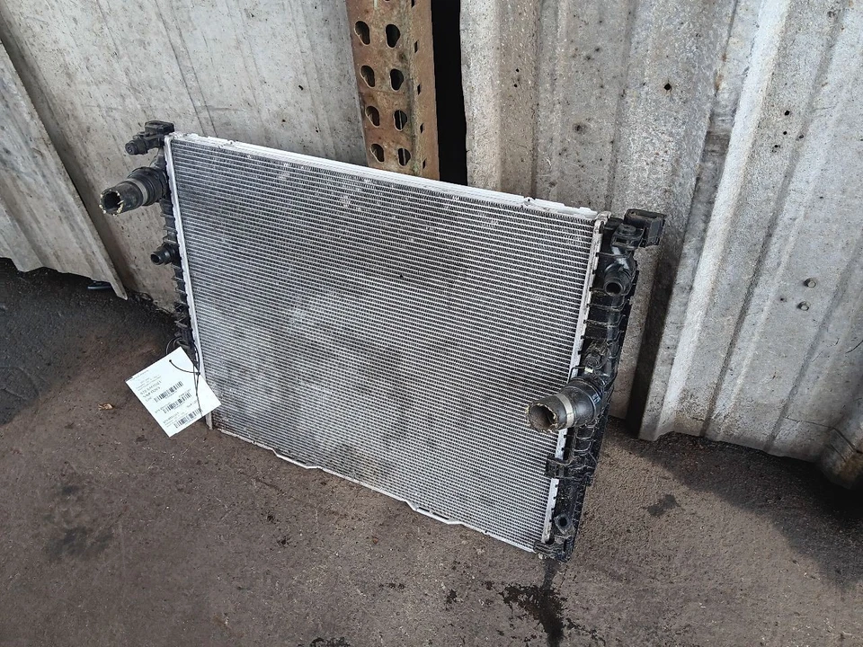 Оригинальный главный задний радиатор 17119425861 BMW 740i 750 760 G11 G12 2020-22 - Изображение 2 из 4