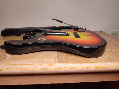 Red Octane Guitar Hero Sunburst Wireless Guitar PS2 Model: 95449.805 - No Dongle - Picture 17 of 21