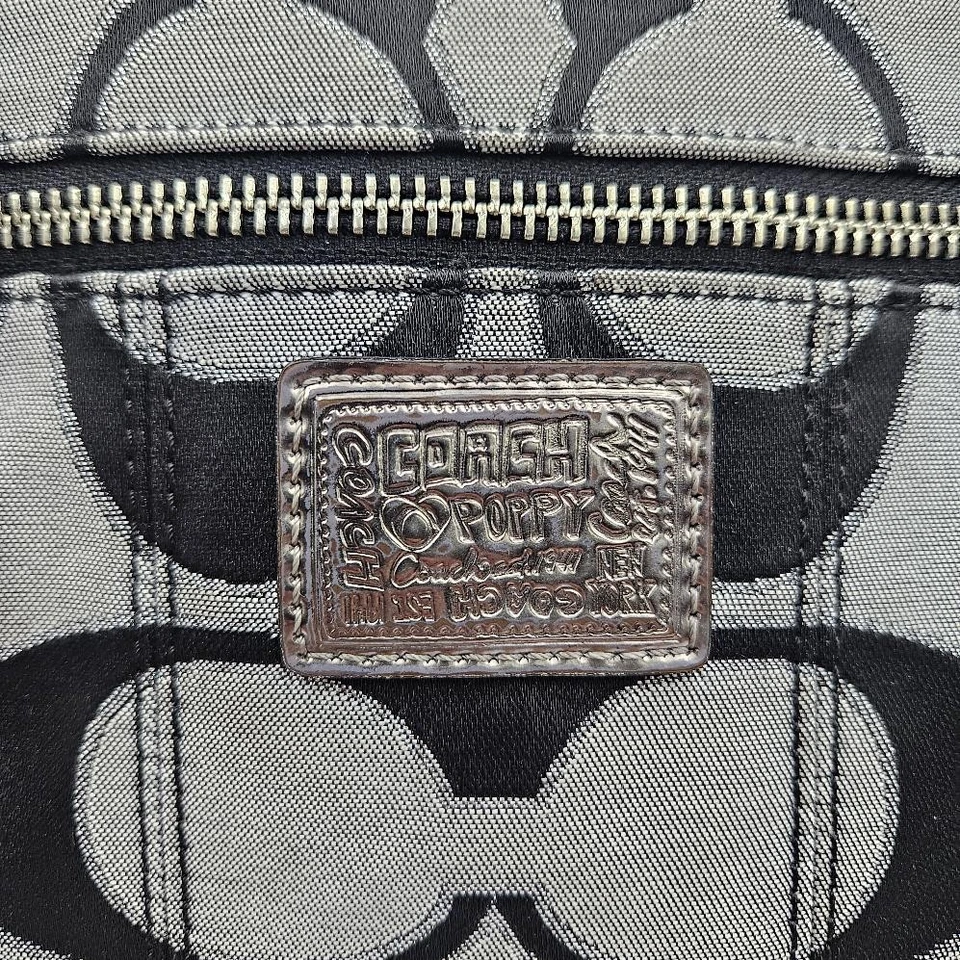 Coach 18709 Poppy Lurex металлический фирменный серый и черный холщовый пластырь (CP4005620) - Изображение 2 из 4