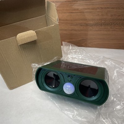 Outdoor Solar Animal Repeller Ultrasonic Pest Repellent for Dogs, Cats Squirrels