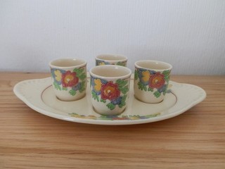 Royal Doulton Minden D53345 Egg Cup Plate 4 Egg Cups