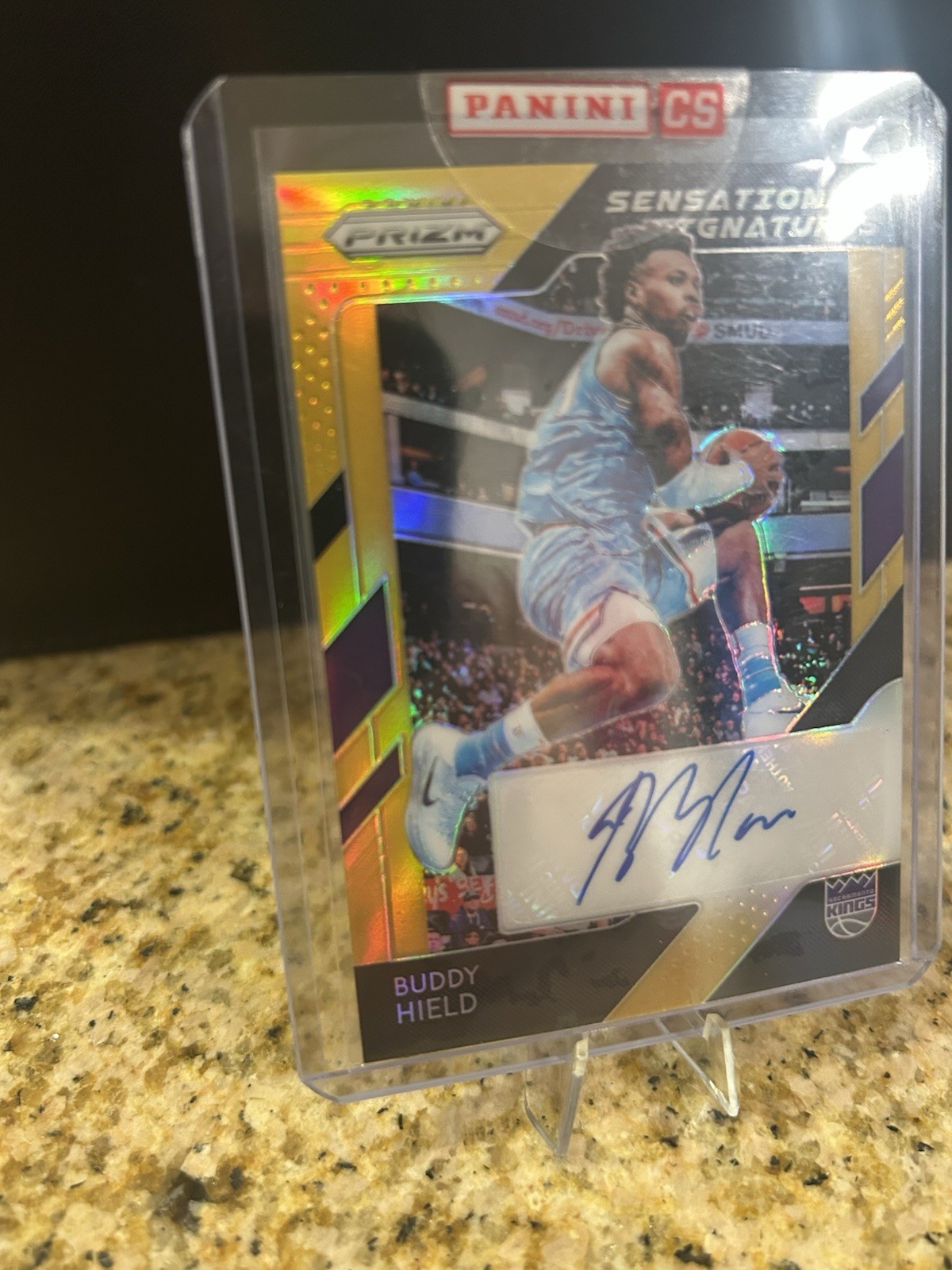 2018-19 Panini Prizm Buddy Hield Sensational Signatures Gold Auto /10 #SS-BHD view 3