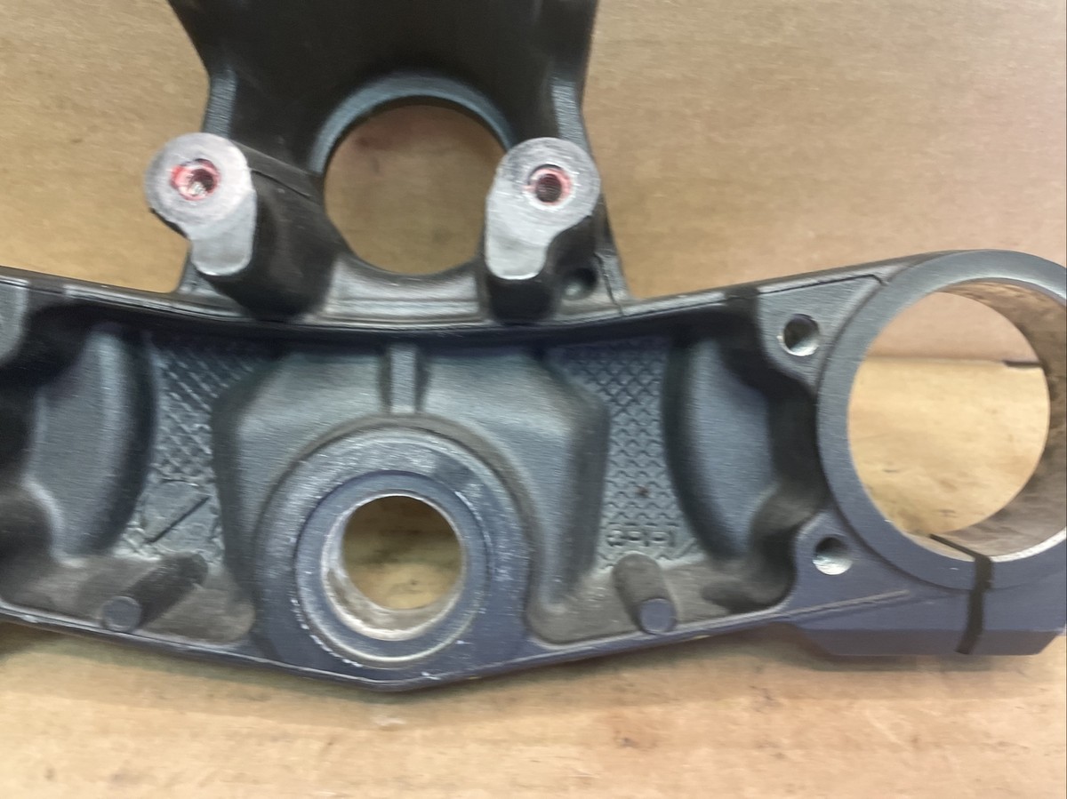 2014 Kawasaki Ninja ZX14R top triple tree fork bridge #51823 2014 Kawasaki Ninja ZX14R top triple tree fork bridge #51823