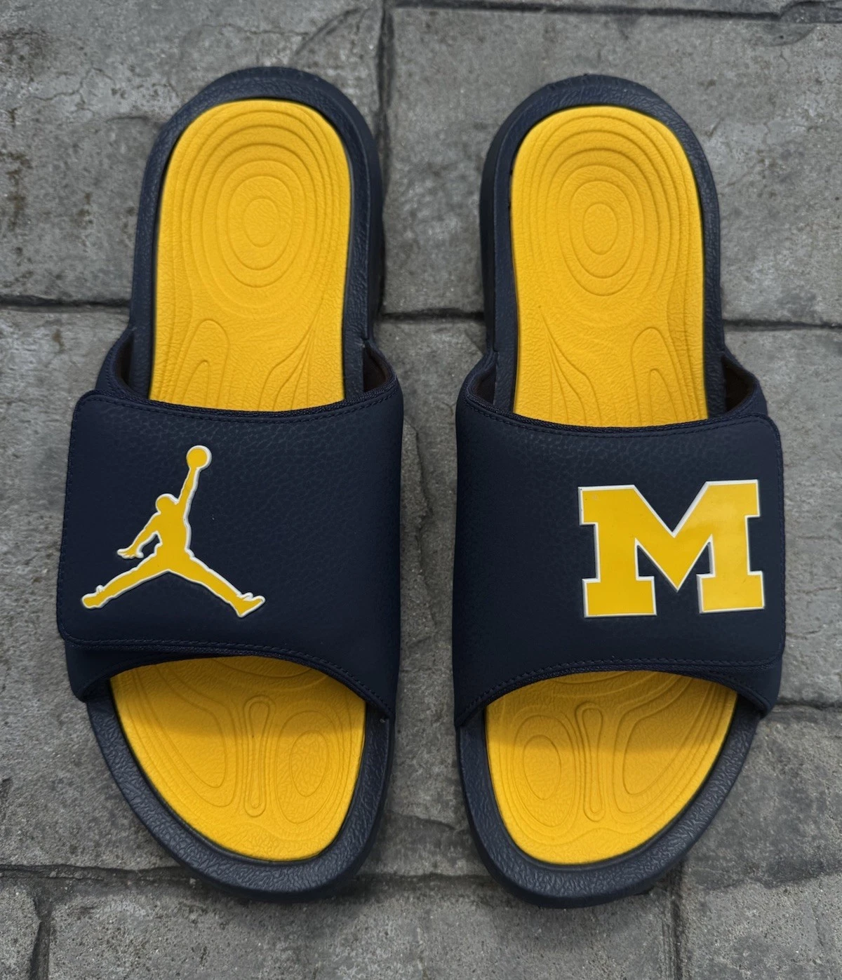 Sandali universitari University of Michigan Wolverines Jordan Hydro 6 PE taglia 12
