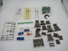 Lot Life-Like Trains HO Scenics Track Accessories "Look"