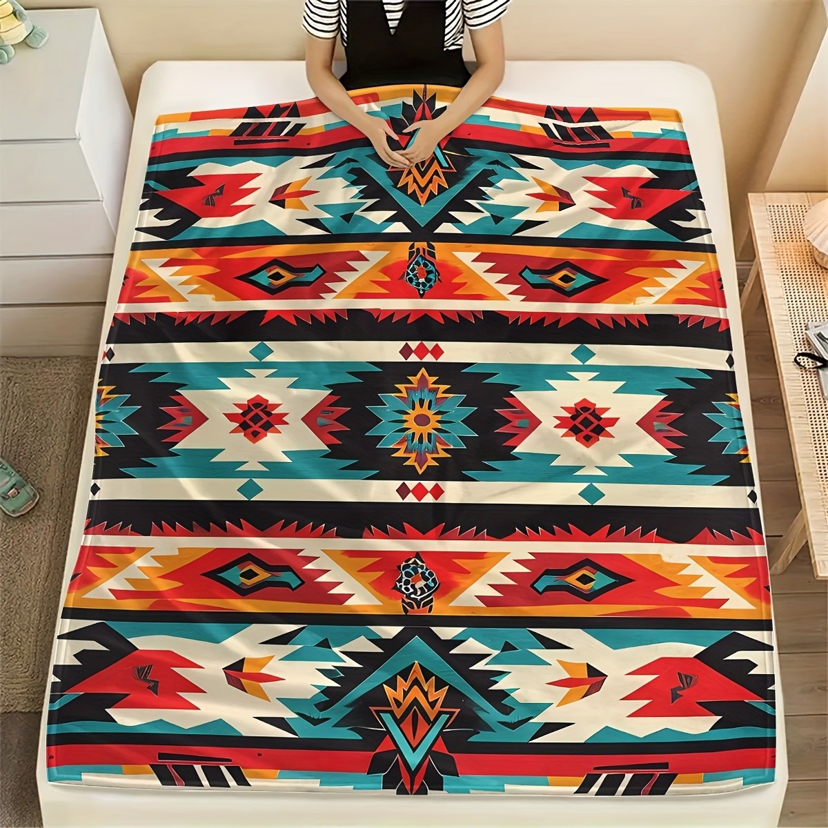 Southwest Aztec Tribal Pattern Flannel Throw Blanket Soft Warm Fleece Cozy