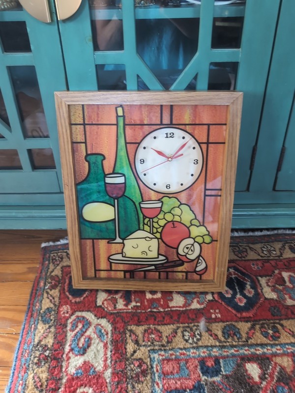 VTG Elgin Wood Stained Glass Battery Quartz Wall Clock Wine fruit Cheese, works!
