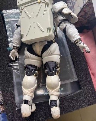 1000Toys Hideo Kojima Ludens White WF Limited Ver. 1/6 Scale Model