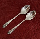 Vintage International Sterling Silver Queens Lace Teaspoons (set of 2)