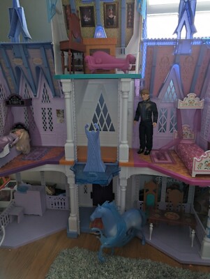 Frozen Disney Ultimate Arendelle Castle with 5' Tall Moving