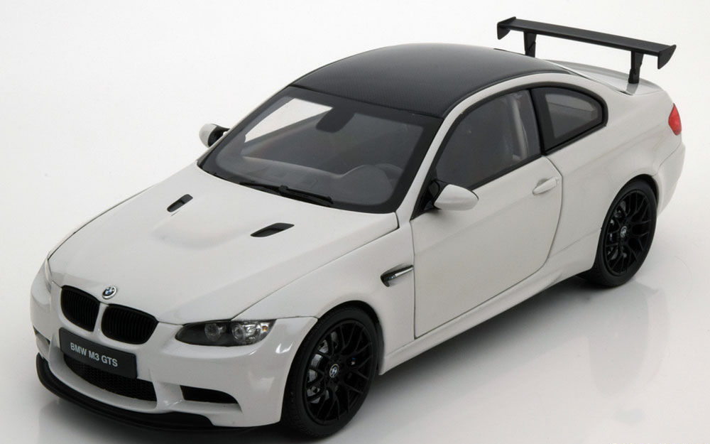 KYOSHO BMW M3 Coupe GTS E92 White with Carbon Roof 1:18 New! Last 