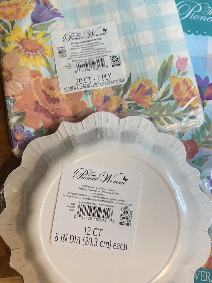 Pioneer Mujer Primavera Floral 12 Platos de Papel, 20 Servilletas, 4 Manteles NUEVO Foto 4 de 4