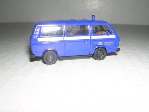 Minibús de emergencia HERPA #4035 Volkswagen "azul" H.O. 1/87 | Zustand: New