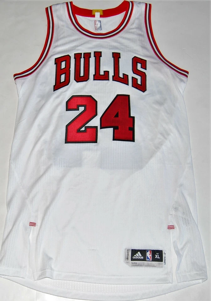 LAURI MARKKANEN signed (CHICAGO BULLS) WHITE AUTHENTIC PRO STYLE jersey JSA - Image 4 of 4