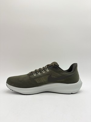 Nike Men display picture 3