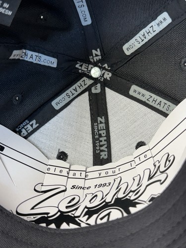 Sombrero elástico Zephyr Texas A&M AGGIES NUEVO CON etiquetas - NEGRO - Talla mediana - Imagen 8 de 11