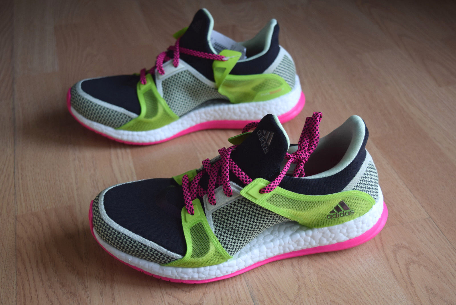 {keywor d} adidas boost 38