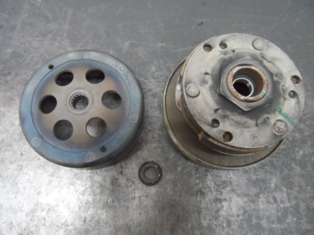 1989-2004 Yamaha Breeze 125 Clutch 3FA-16620-00-00 | 3FA166200000