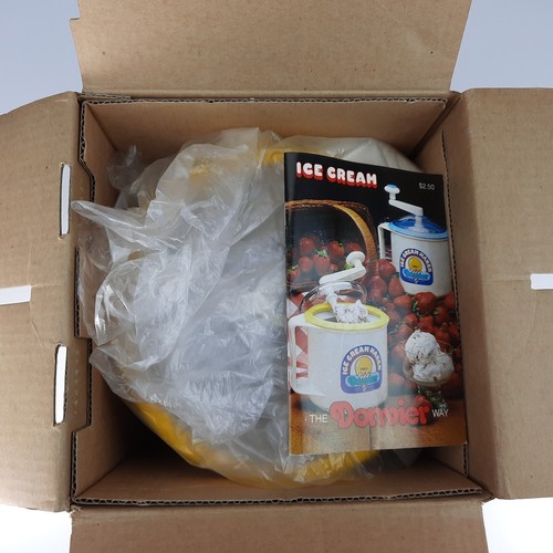 DONVIER Chillfast Ice Cream Maker 1 Quart w/ Original Box & Manual Yellow Trim - Picture 3 of 8
