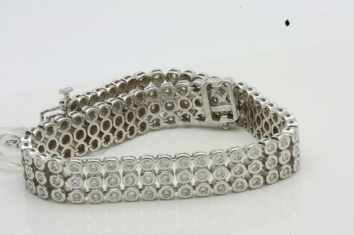 3.89ct G Color SI1 Clarity14K White Gold Brilliant Diamond Tennis 3 Row Bracelet - Picture 3 of 3