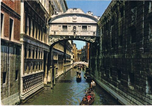 043 Postcard of The Bridge of Sighs Venice - Photo 1/2