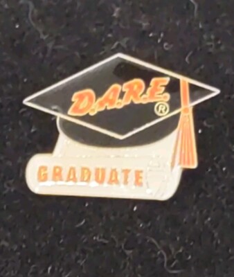 VTG D.A.R.E. Graduate Enamel Lapel Pin 1''